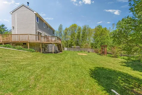 14 Vista Way Glenburn ME 04401
