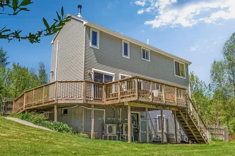 14 Vista Way Glenburn ME 04401