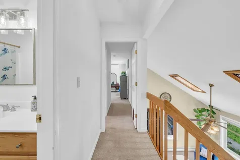 14 Vista Way Glenburn ME 04401