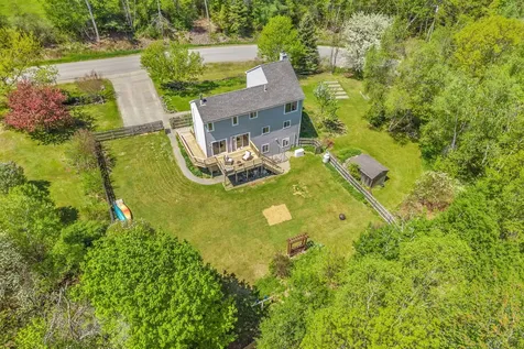 14 Vista Way Glenburn ME 04401