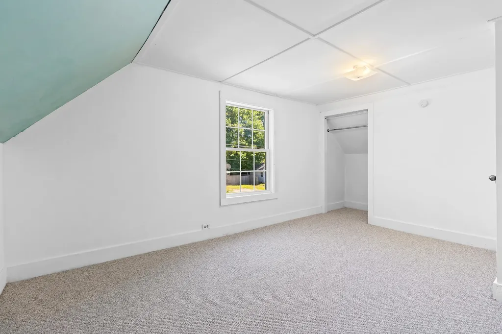 30 Admontem Avenue Rockland ME 04841