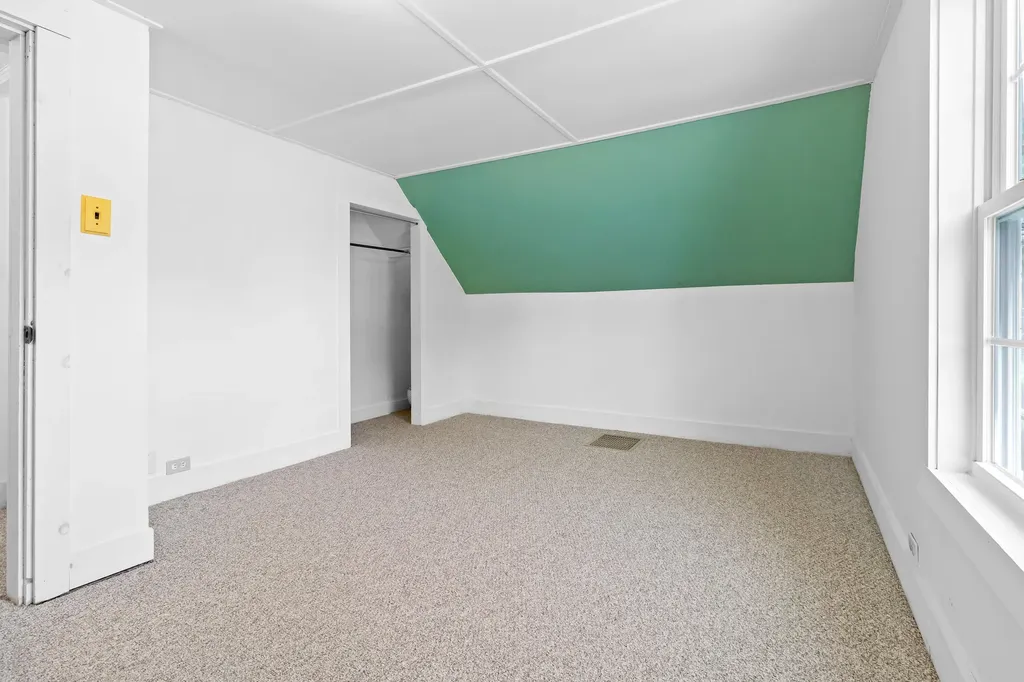 30 Admontem Avenue Rockland ME 04841