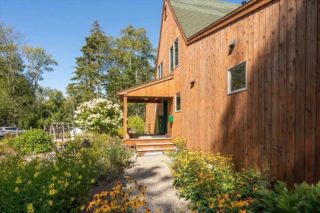 1591 Turtle Head Road Islesboro ME 04848