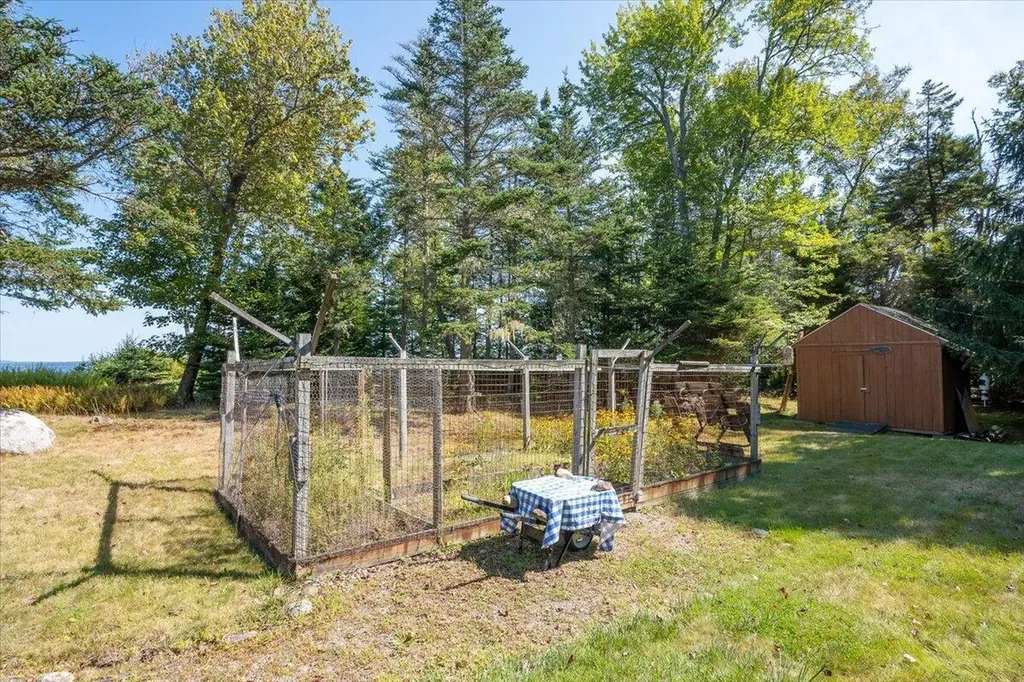 1591 Turtle Head Road Islesboro ME 04848