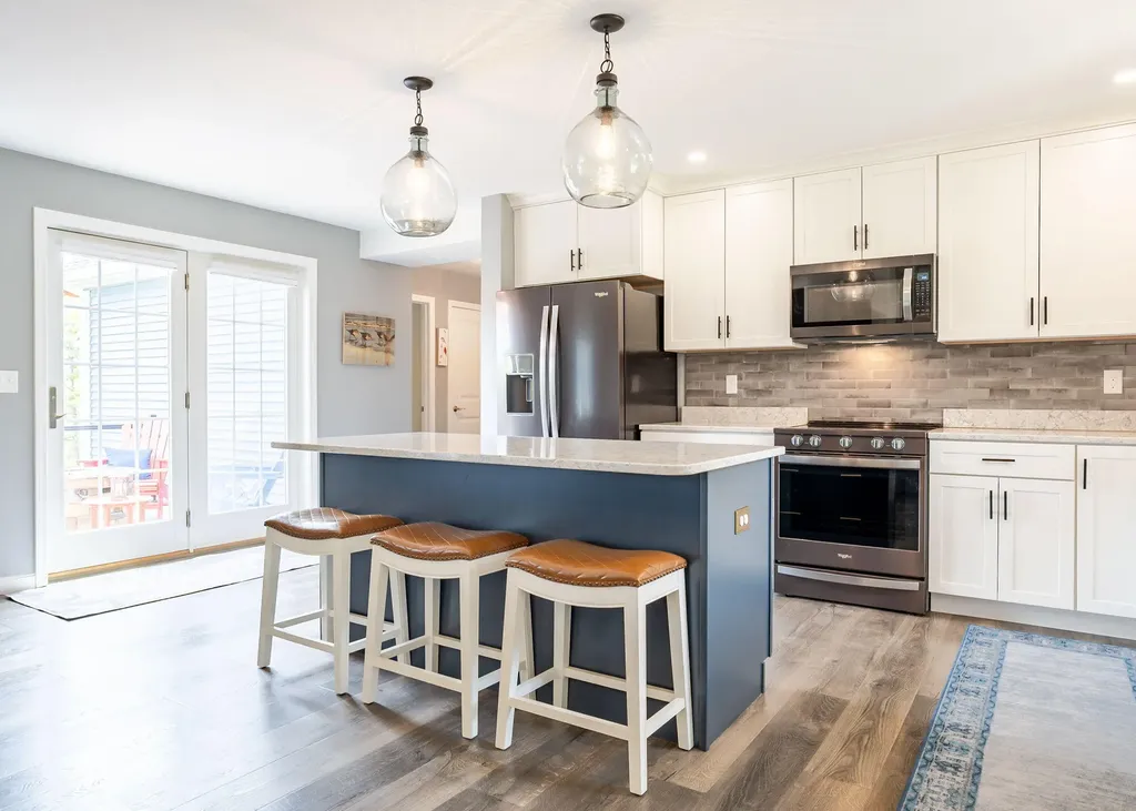67 River Point Road Wiscasset ME 04578