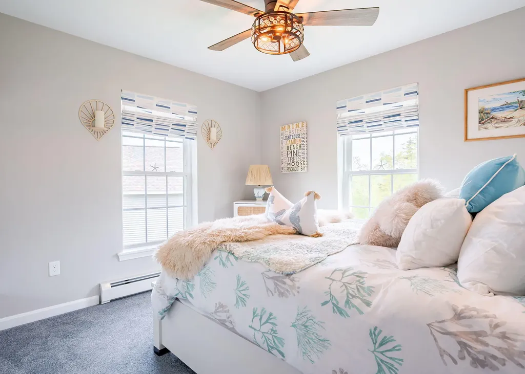 67 River Point Road Wiscasset ME 04578