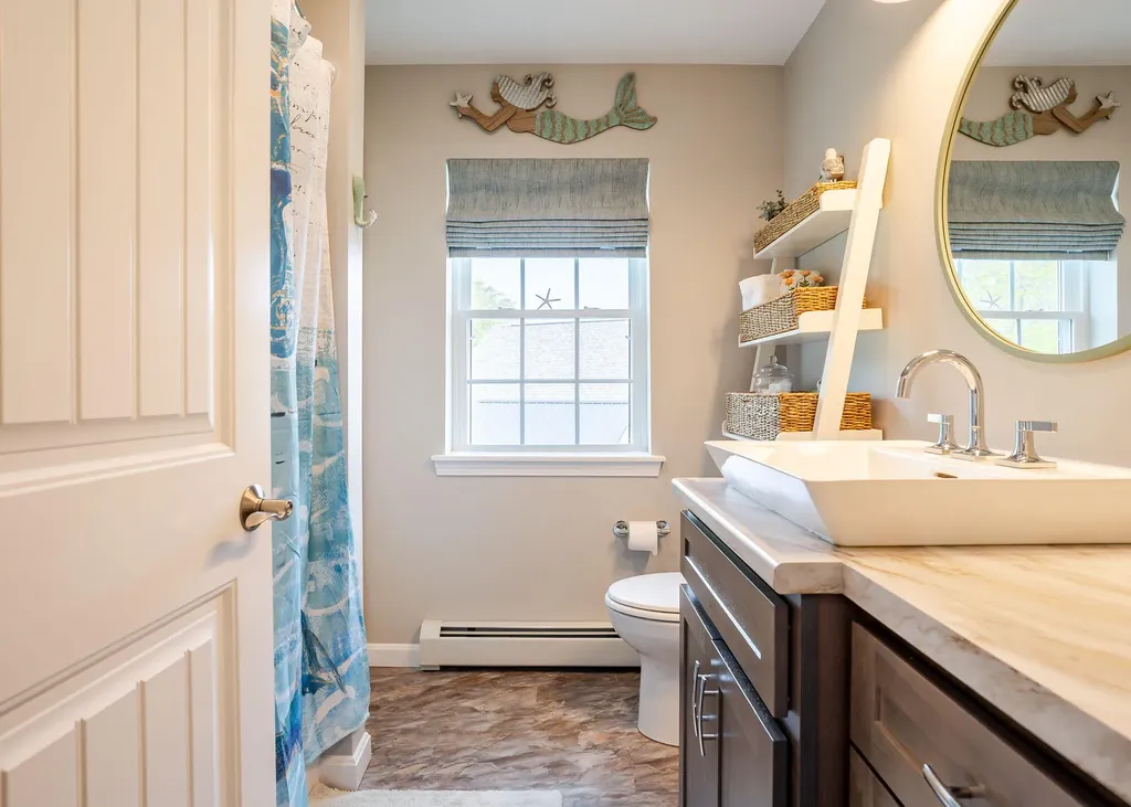 67 River Point Road Wiscasset ME 04578