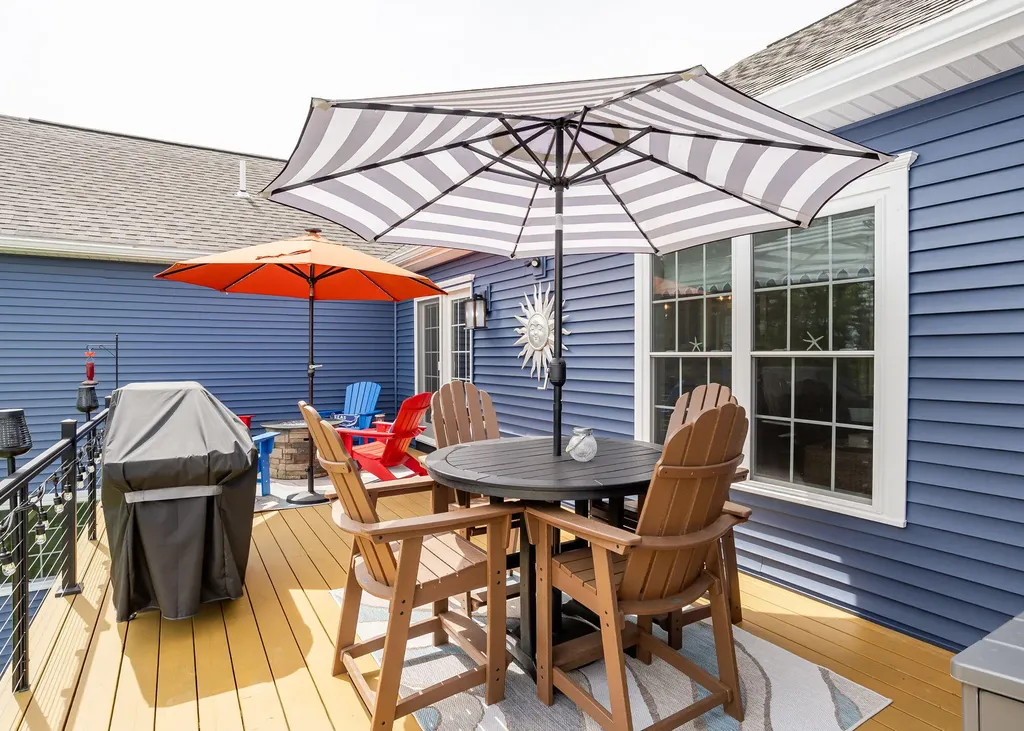 67 River Point Road Wiscasset ME 04578
