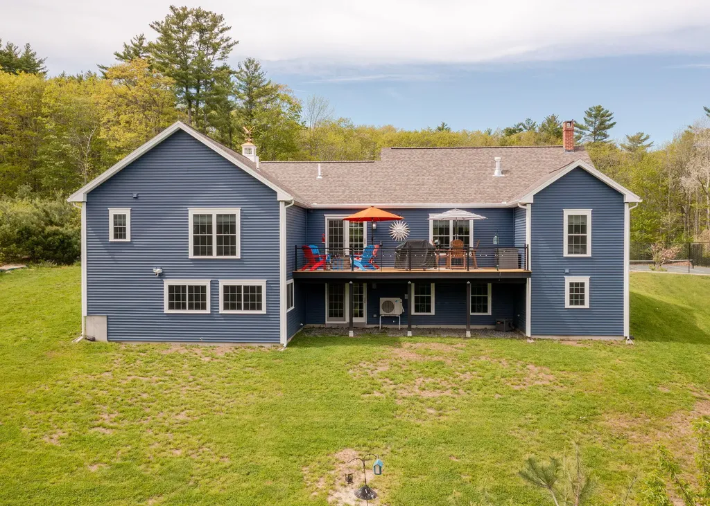 67 River Point Road Wiscasset ME 04578