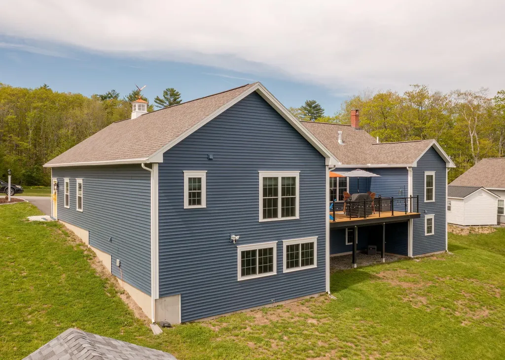 67 River Point Road Wiscasset ME 04578