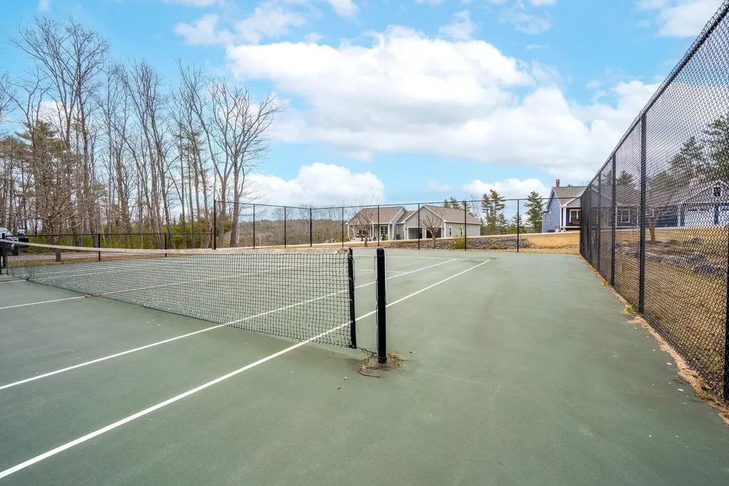 67 River Point Road Wiscasset ME 04578