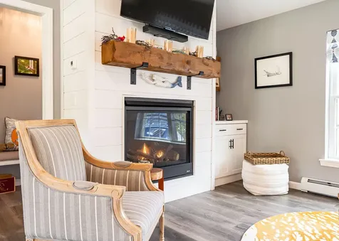 67 River Point Road Wiscasset ME 04578