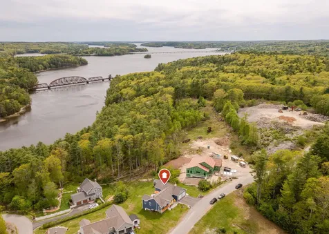 67 River Point Road Wiscasset ME 04578