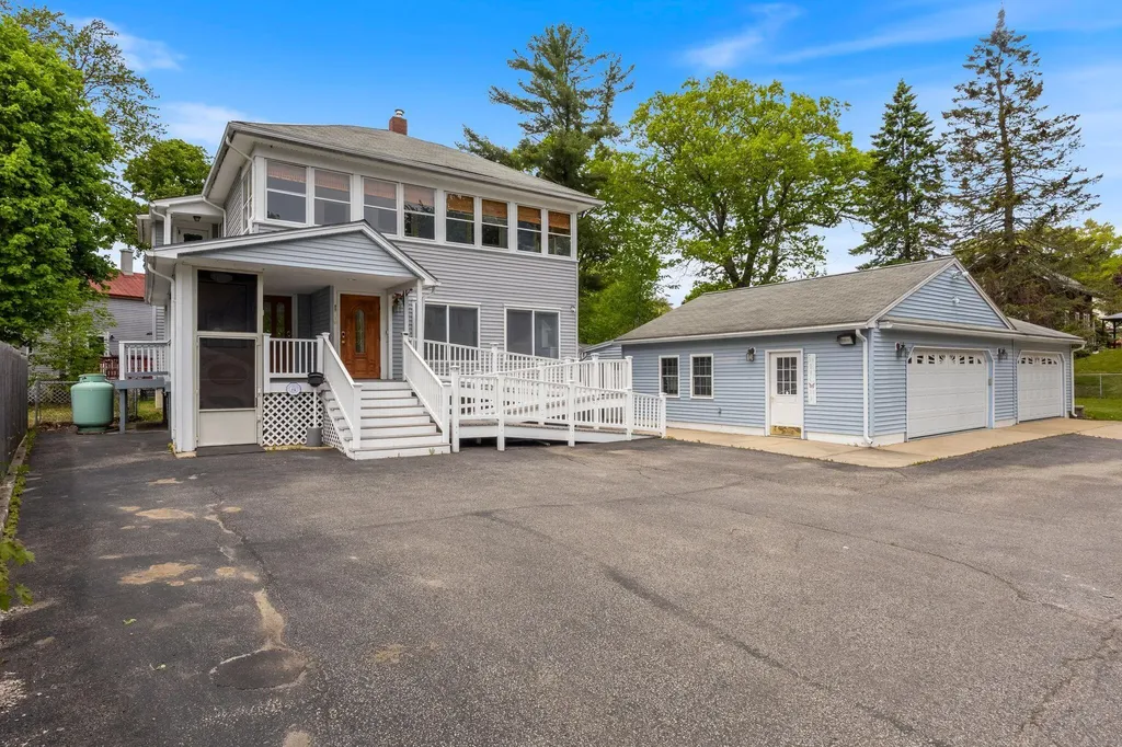 106 High Street Sanford ME 04073