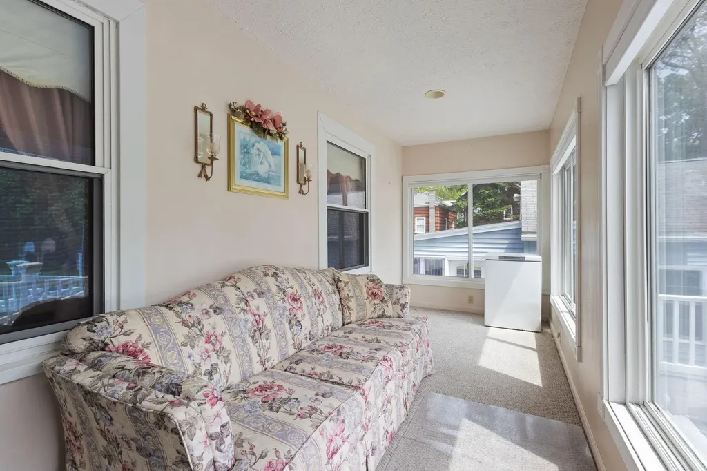 106 High Street Sanford ME 04073