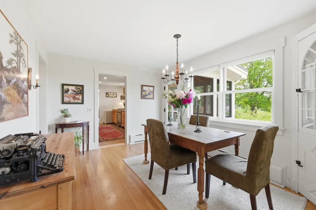 124 Phipps Point Road Woolwich ME 04579