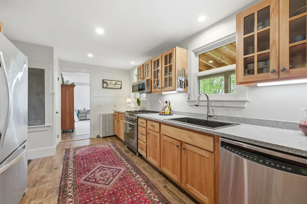 124 Phipps Point Road Woolwich ME 04579