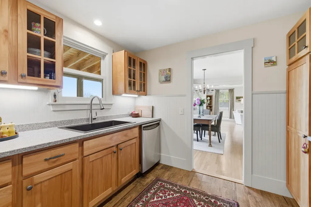 124 Phipps Point Road Woolwich ME 04579