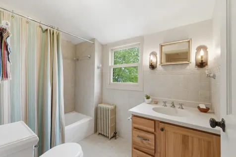 124 Phipps Point Road Woolwich ME 04579