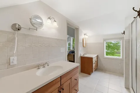 124 Phipps Point Road Woolwich ME 04579