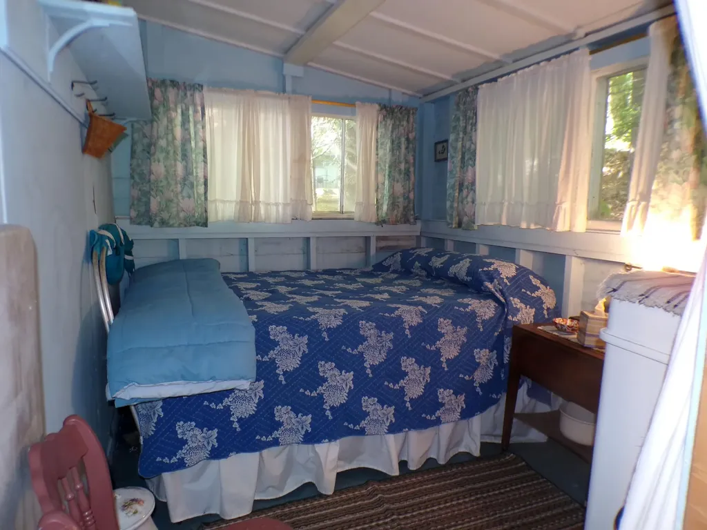 64 Lakeside Drive Raymond ME 04071