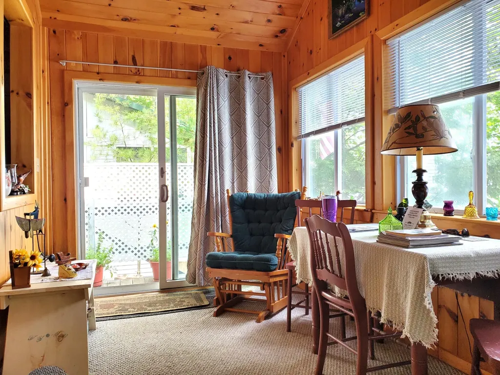 64 Lakeside Drive Raymond ME 04071
