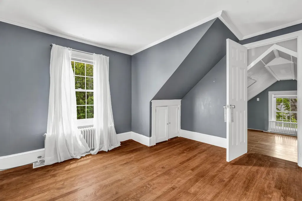 972 Western Avenue Manchester ME 04351