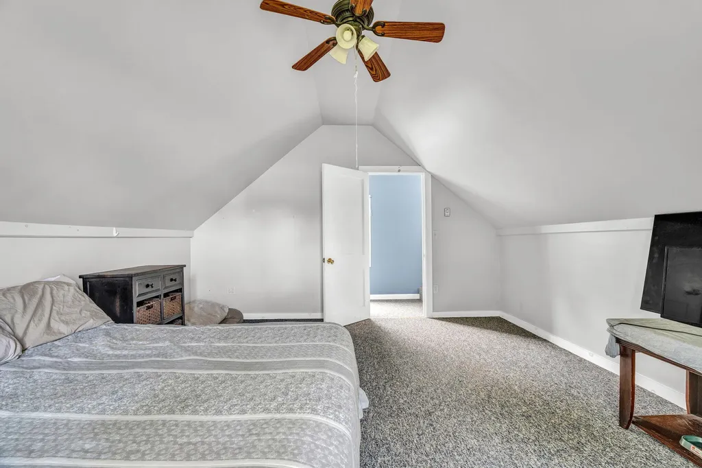 972 Western Avenue Manchester ME 04351