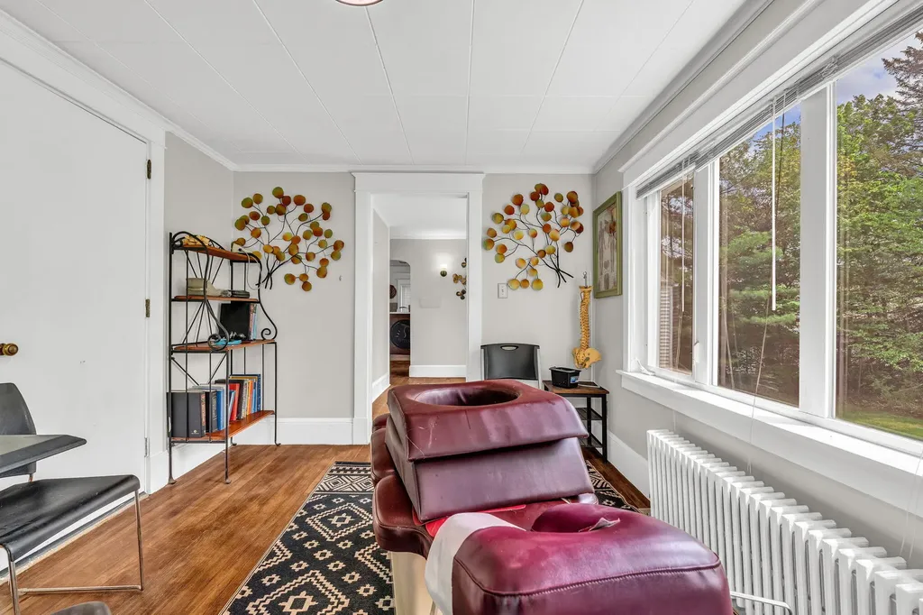 972 Western Avenue Manchester ME 04351