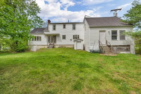 972 Western Avenue Manchester ME 04351