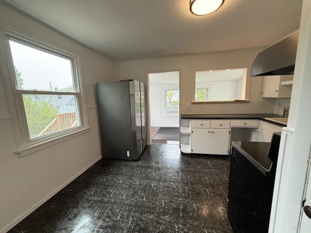 29 Garfield Circle South Portland ME 04106
