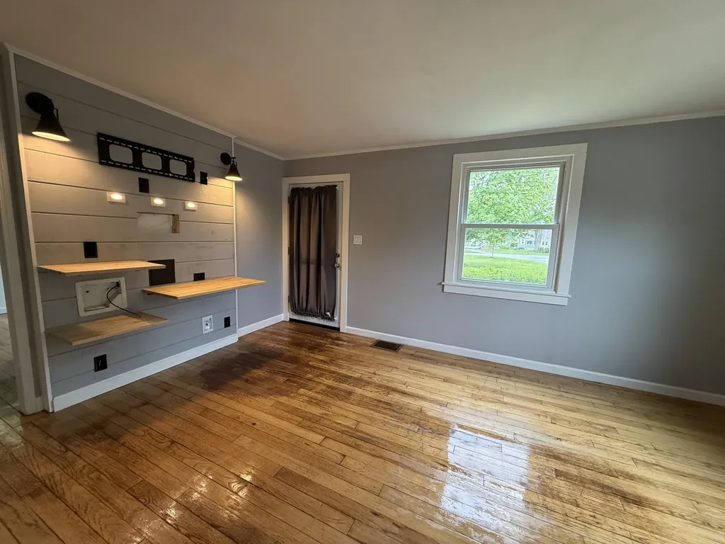 29 Garfield Circle South Portland ME 04106