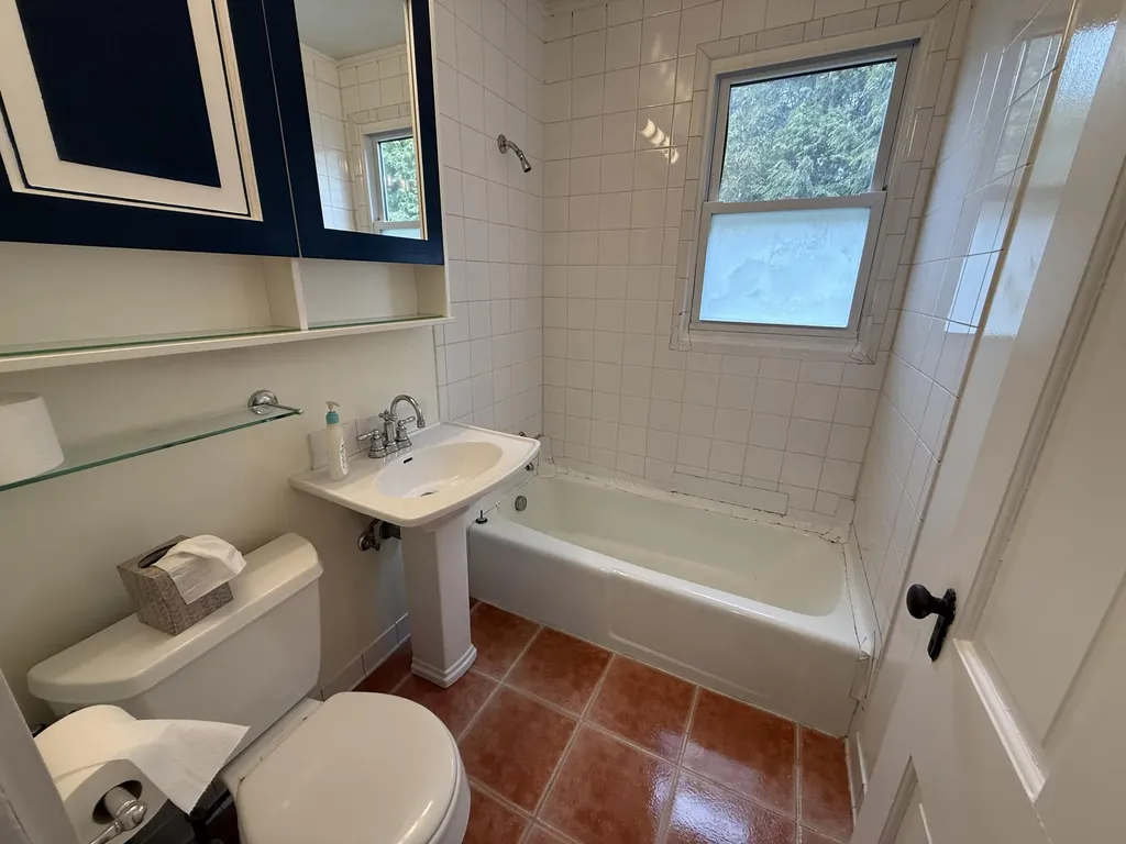 29 Garfield Circle South Portland ME 04106