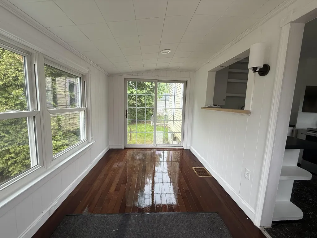 29 Garfield Circle South Portland ME 04106