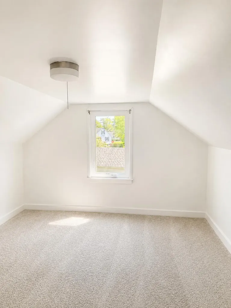 29 Garfield Circle South Portland ME 04106