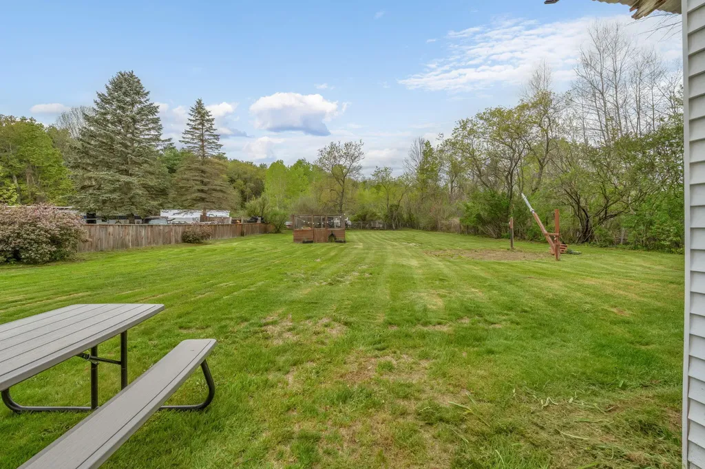 58 Morrill Street Buckfield ME 04220
