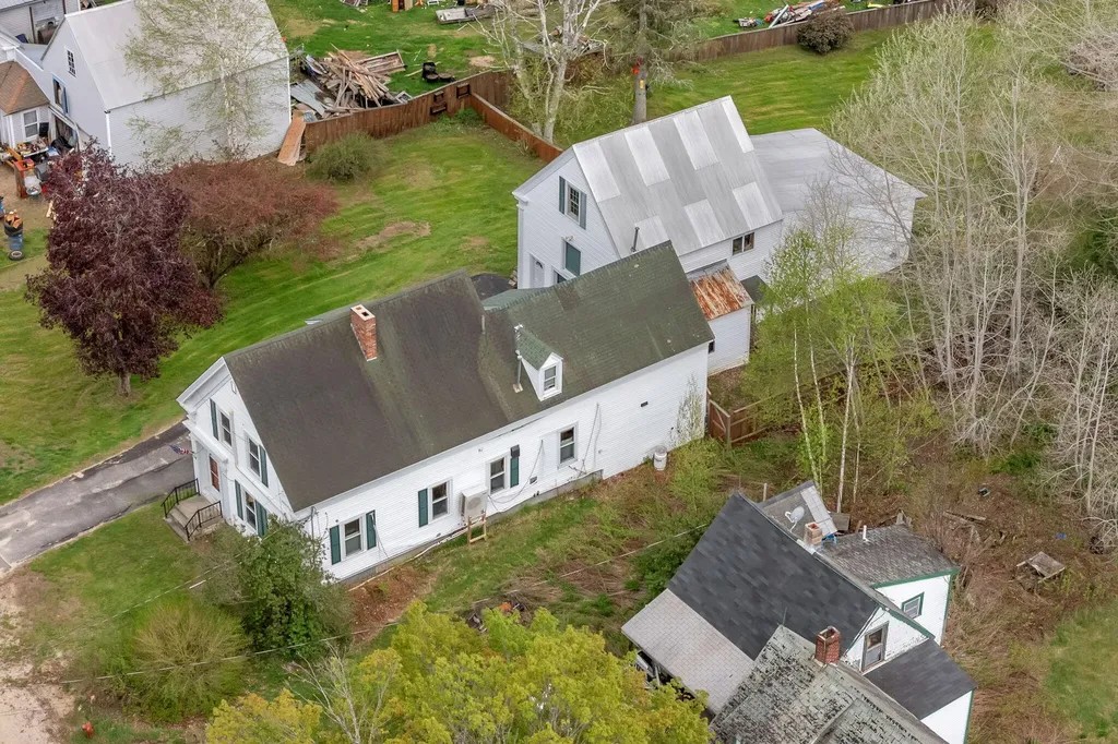 58 Morrill Street Buckfield ME 04220