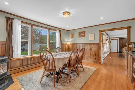 58 Morrill Street Buckfield ME 04220