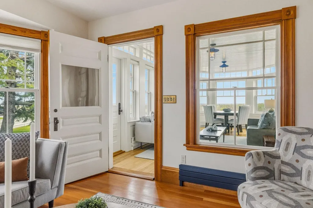 904 Kings Highway Kennebunkport ME 04046