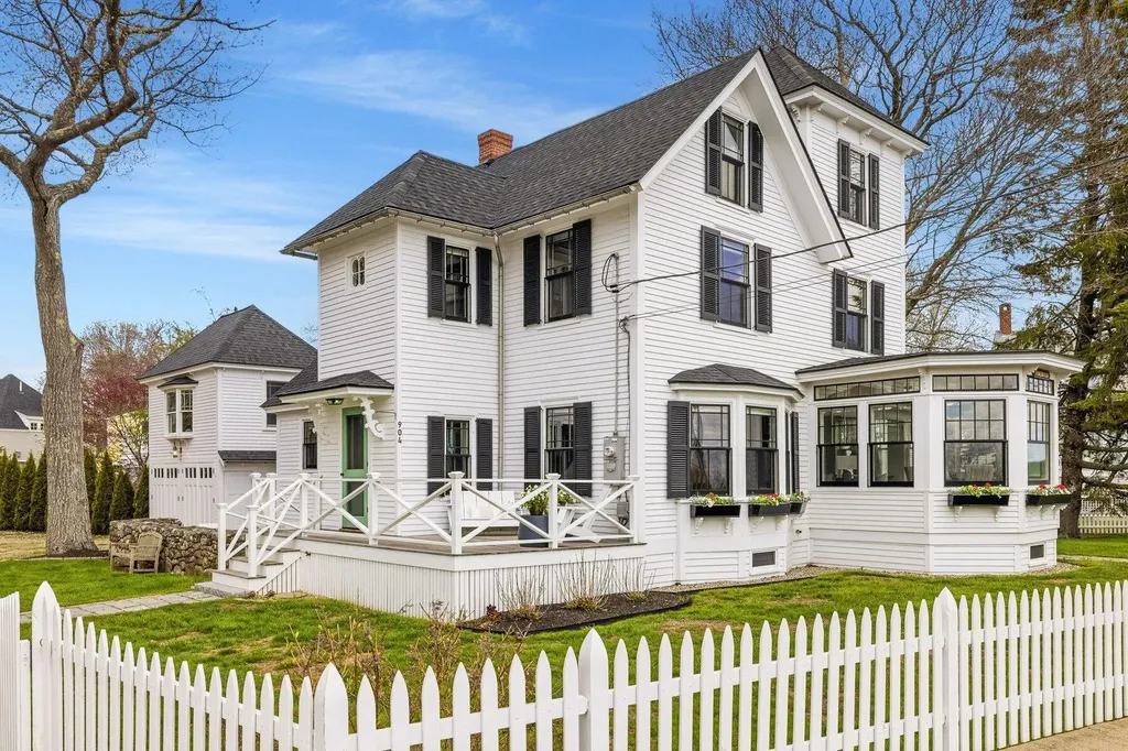 904 Kings Highway Kennebunkport ME 04046