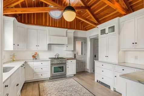 904 Kings Highway Kennebunkport ME 04046