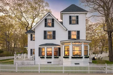 904 Kings Highway Kennebunkport ME 04046