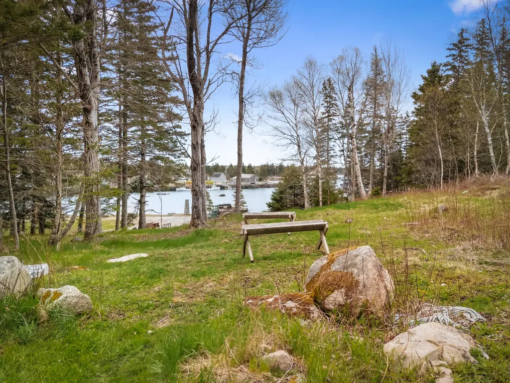 84 Old Harbor Road Vinalhaven ME 04863