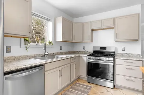 84 Old Harbor Road Vinalhaven ME 04863