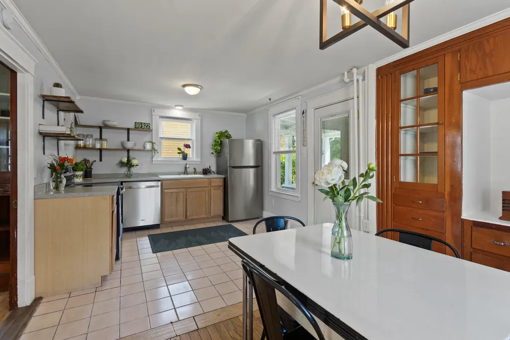 86 King Street Westbrook ME 04092