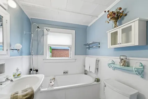 57 Crescent Street Rockland ME 04841
