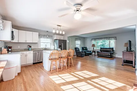1033 Bridgton Road Westbrook ME 04092