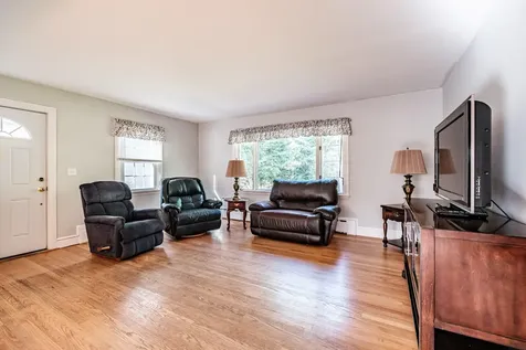 1033 Bridgton Road Westbrook ME 04092
