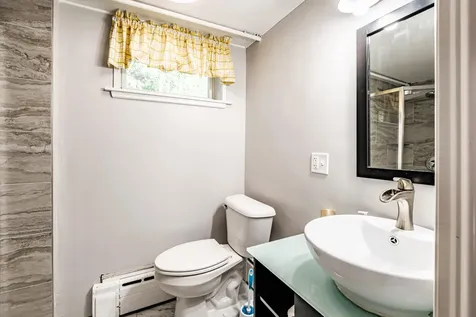 1033 Bridgton Road Westbrook ME 04092