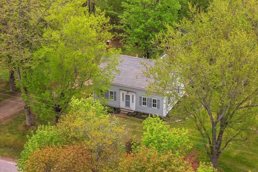 33 Fields Pond Road Orrington ME 04474